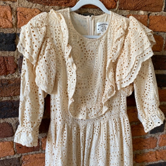 Meadows puff sleeve peach eyelet midi dress with ruffle - Picture 2 of 3